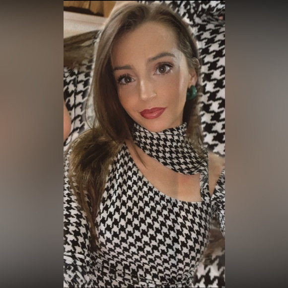 Houndstooth Naked Wardrobe Dress - Picture 2 of 6